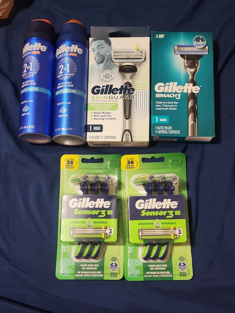 6 bulk gillette Men’s Shaving Kit - Blue & Green Pack